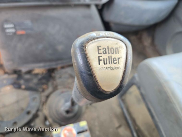 image for item EW8503 2007 International SF637 dump truck