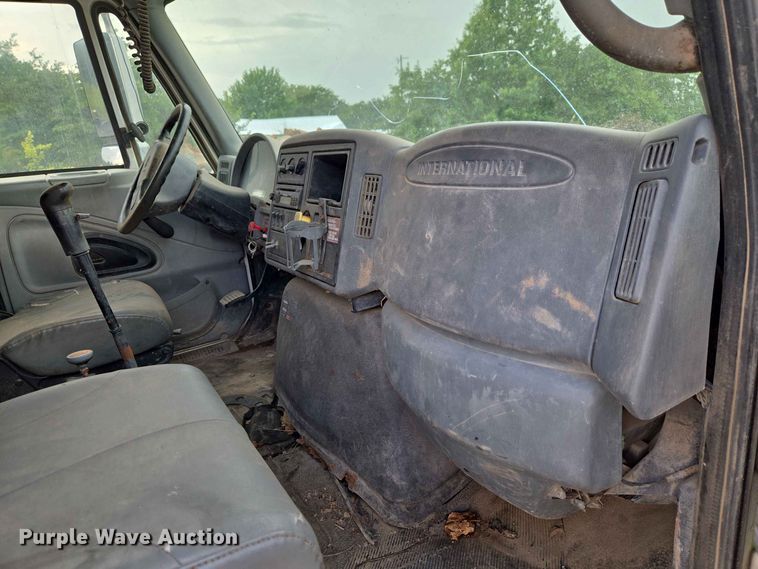 image for item EW8503 2007 International SF637 dump truck