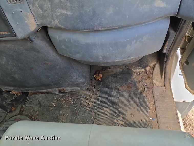 image for item EW8503 2007 International SF637 dump truck