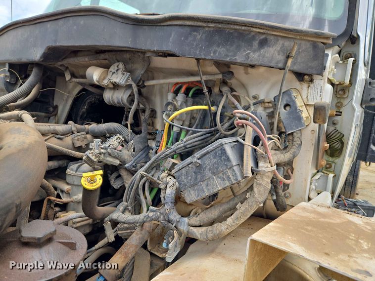 image for item EW8503 2007 International SF637 dump truck