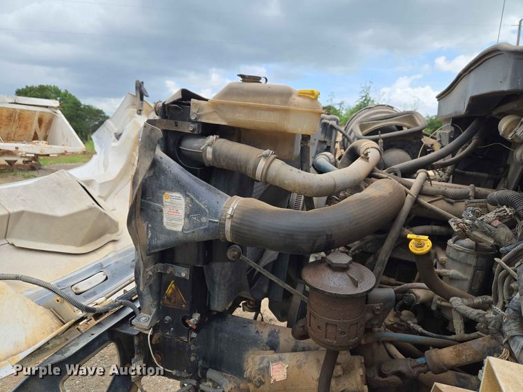 image for item EW8503 2007 International SF637 dump truck