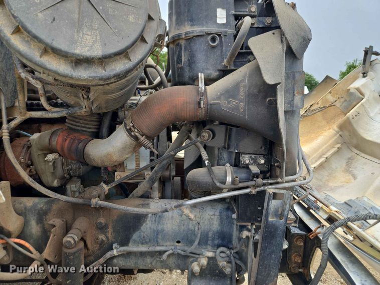 image for item EW8503 2007 International SF637 dump truck