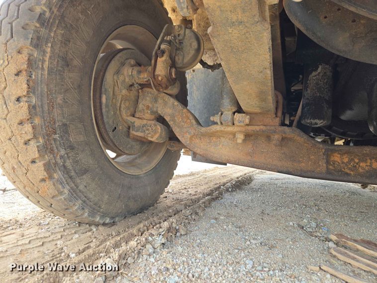image for item EW8503 2007 International SF637 dump truck