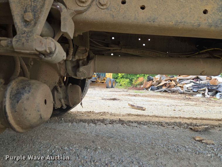 image for item EW8503 2007 International SF637 dump truck