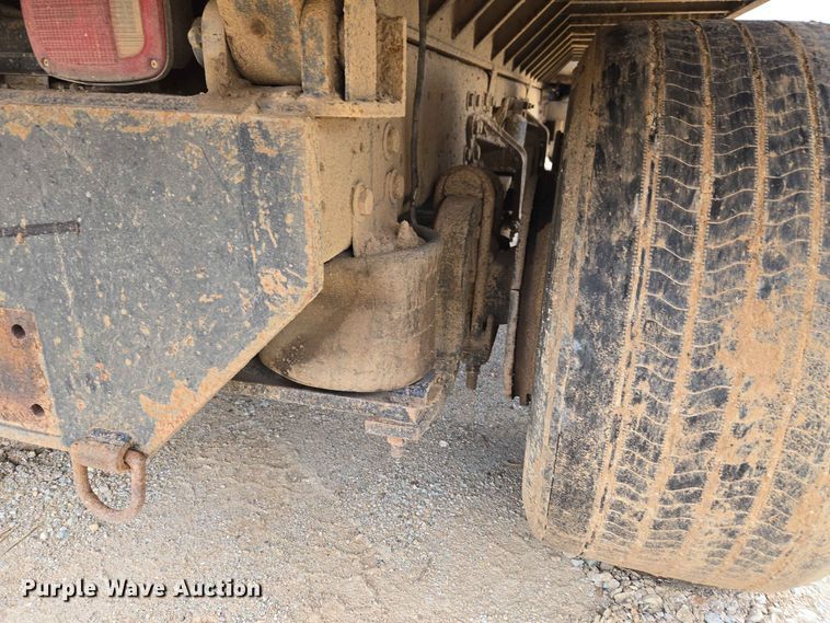 image for item EW8503 2007 International SF637 dump truck