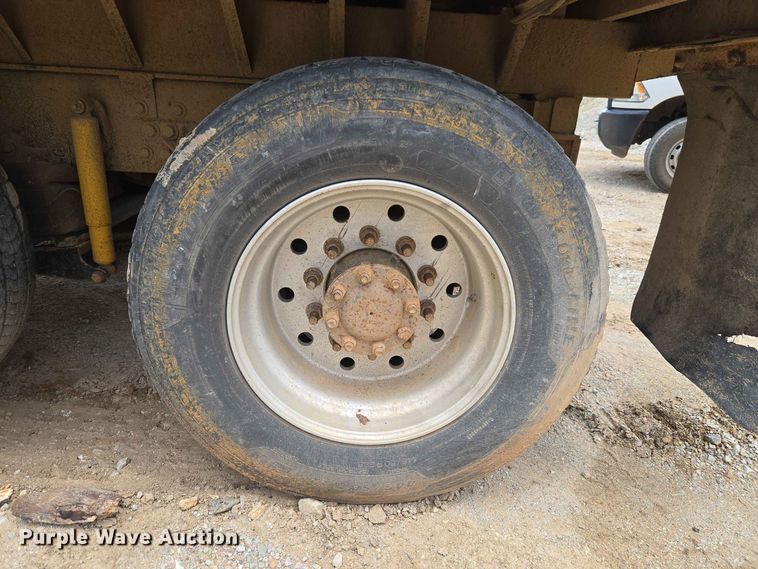 image for item EW8503 2007 International SF637 dump truck