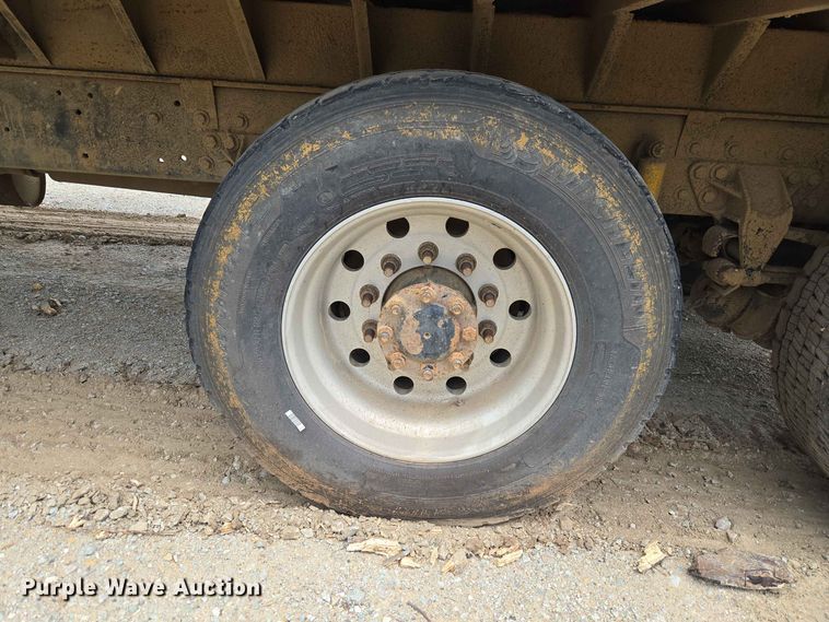 image for item EW8503 2007 International SF637 dump truck