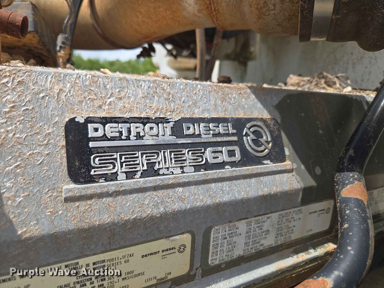 image for item EW8504 1994 International 9400 semi truck