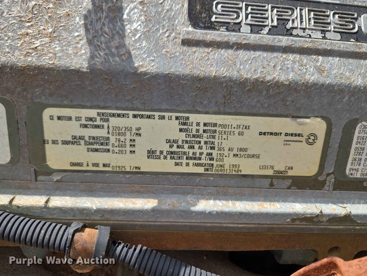 image for item EW8504 1994 International 9400 semi truck