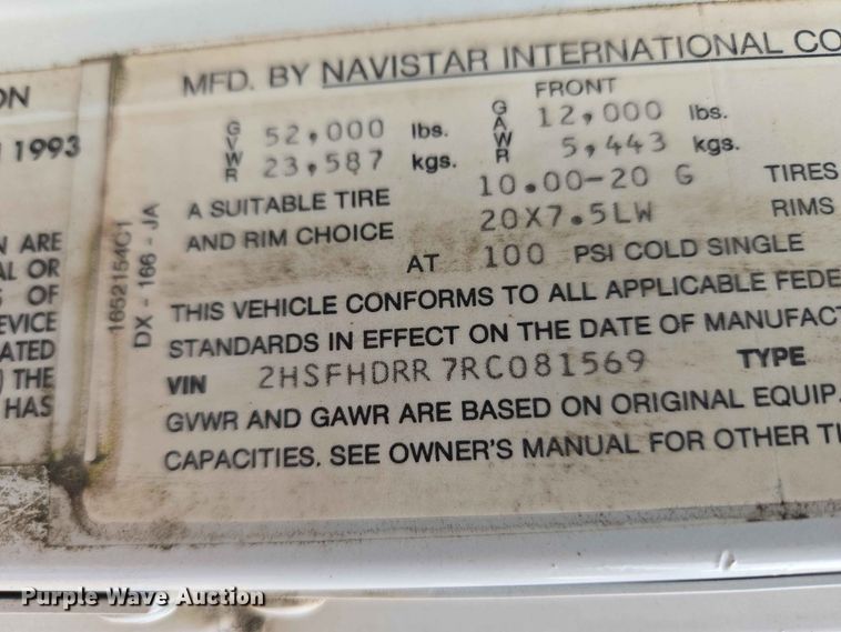 image for item EW8504 1994 International 9400 semi truck