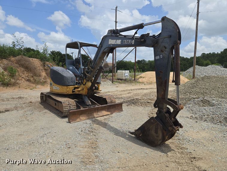 image for item EW8505 2005 John Deere 50D mini excavator