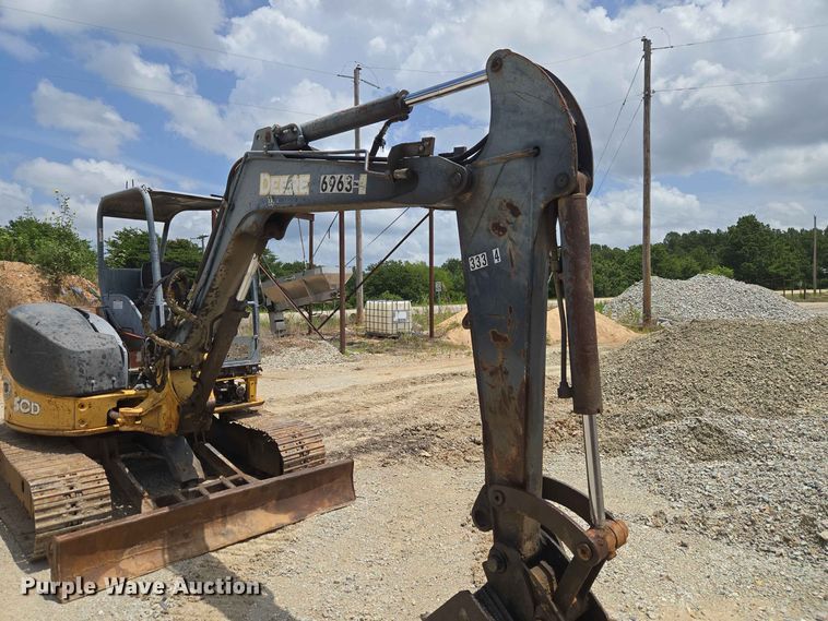 image for item EW8505 2005 John Deere 50D mini excavator