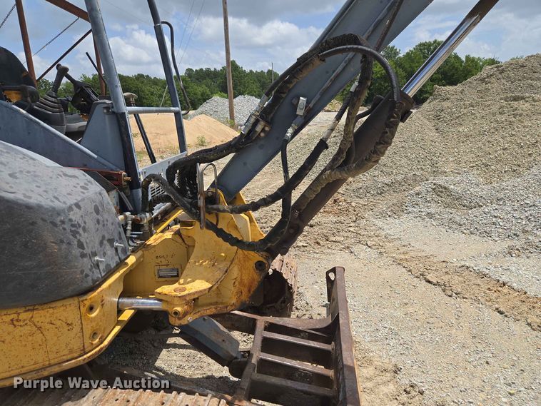 image for item EW8505 2005 John Deere 50D mini excavator