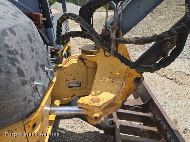 image for item EW8505 2005 John Deere 50D mini excavator