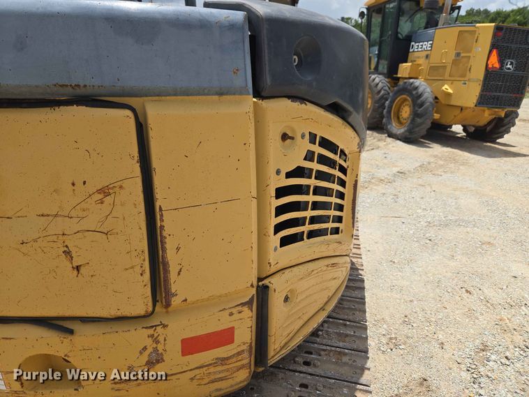 image for item EW8505 2005 John Deere 50D mini excavator