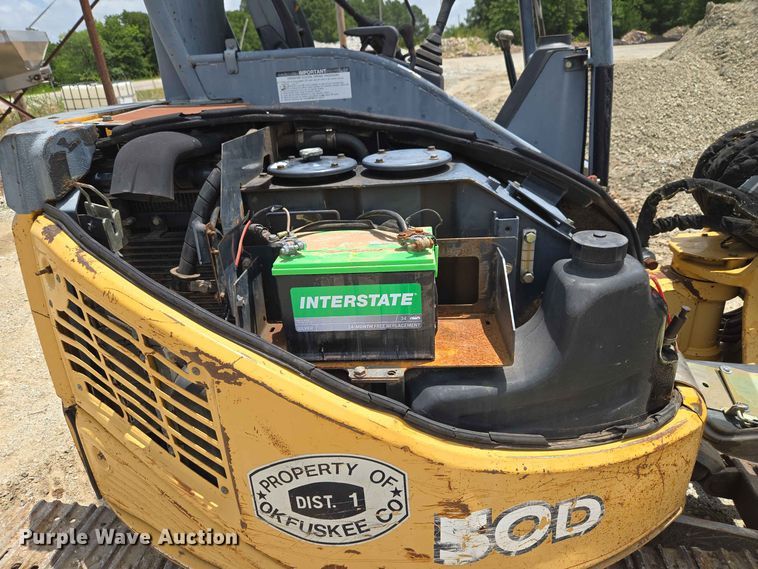 image for item EW8505 2005 John Deere 50D mini excavator