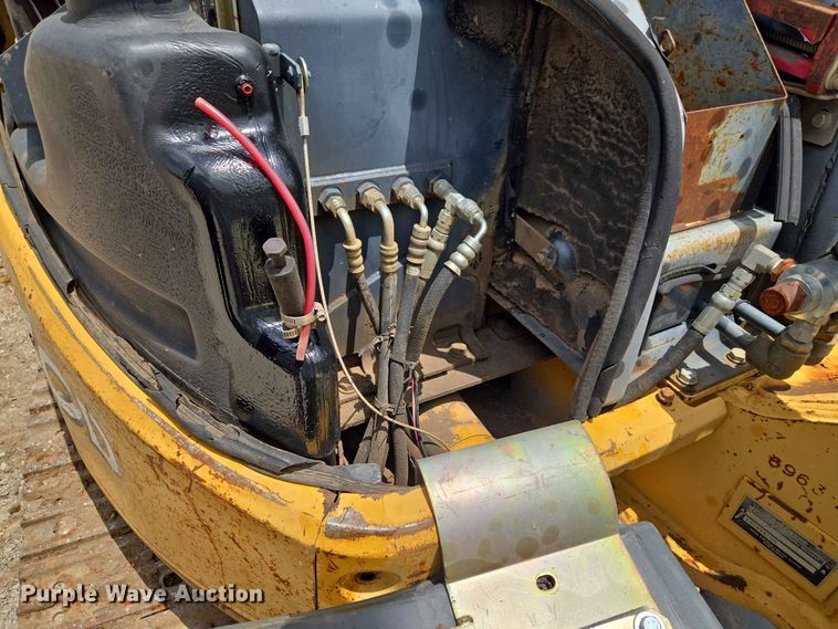 image for item EW8505 2005 John Deere 50D mini excavator