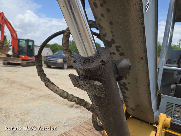 image for item EW8505 2005 John Deere 50D mini excavator