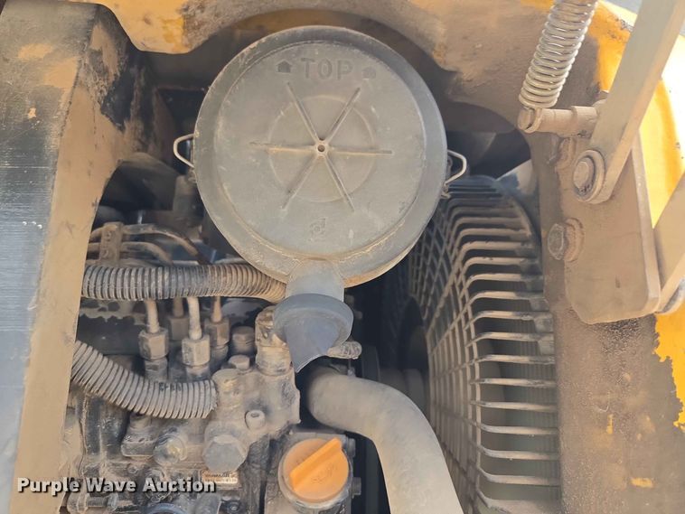 image for item EW8505 2005 John Deere 50D mini excavator