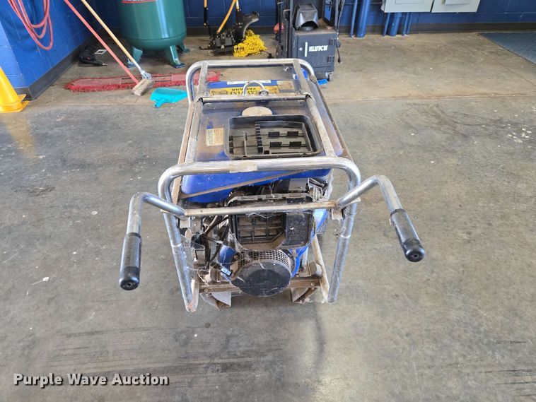 image for item EW8531 Yamaha YG650DE generator