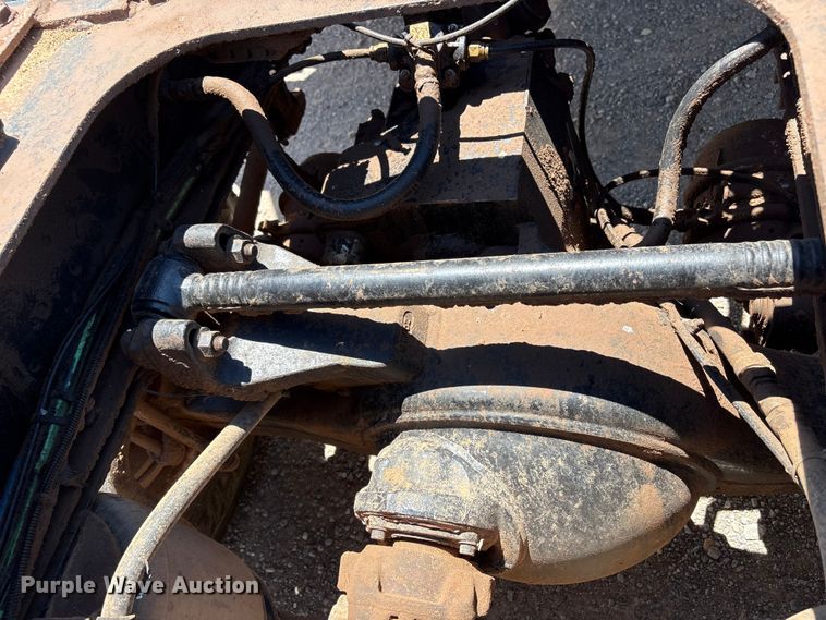 image for item EX0009 2002 International 9400i semi truck