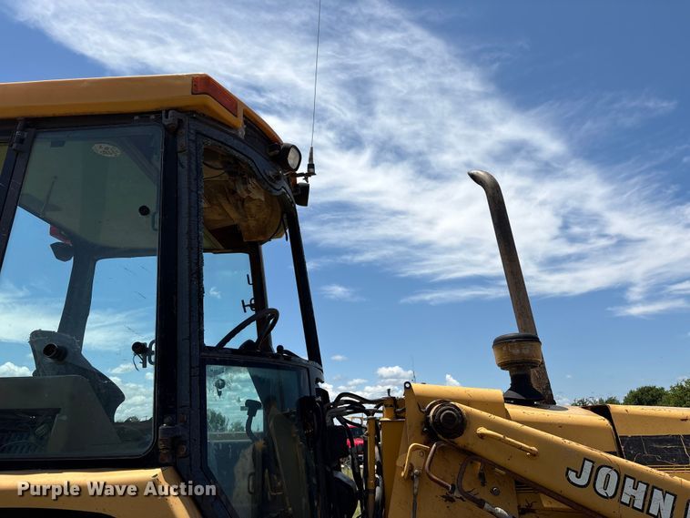 image for item EX0010 1994 John Deere 310D backhoe