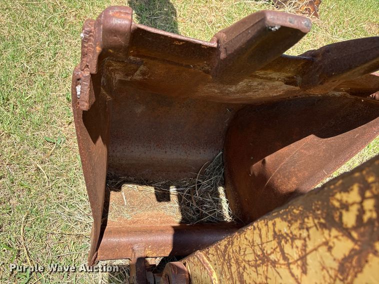 image for item EX0010 1994 John Deere 310D backhoe