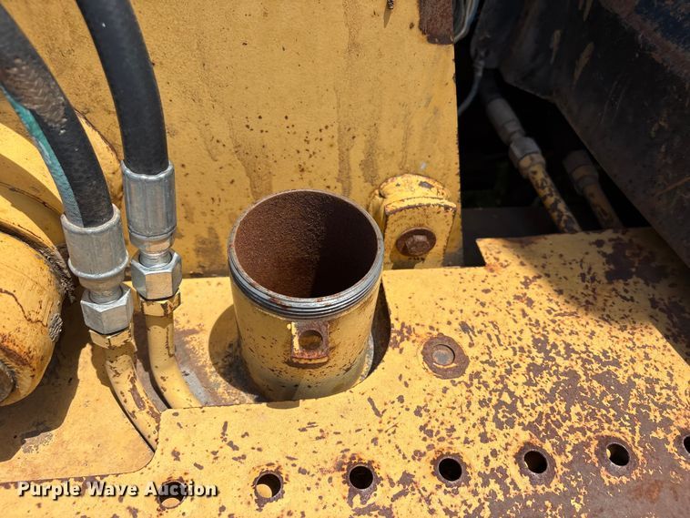 image for item EX0010 1994 John Deere 310D backhoe