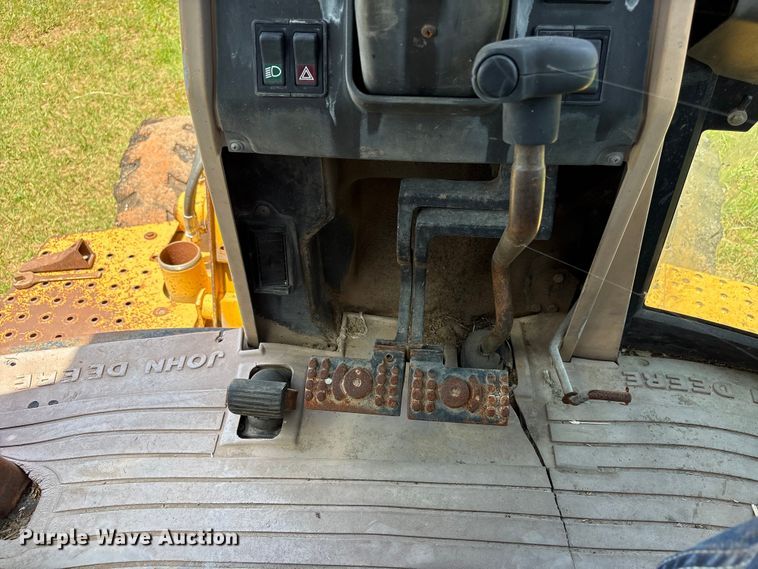image for item EX0010 1994 John Deere 310D backhoe