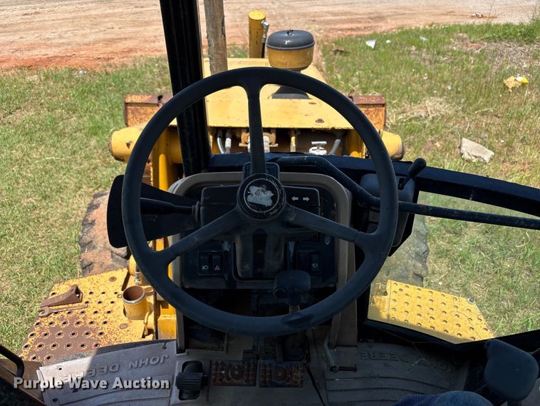 image for item EX0010 1994 John Deere 310D backhoe
