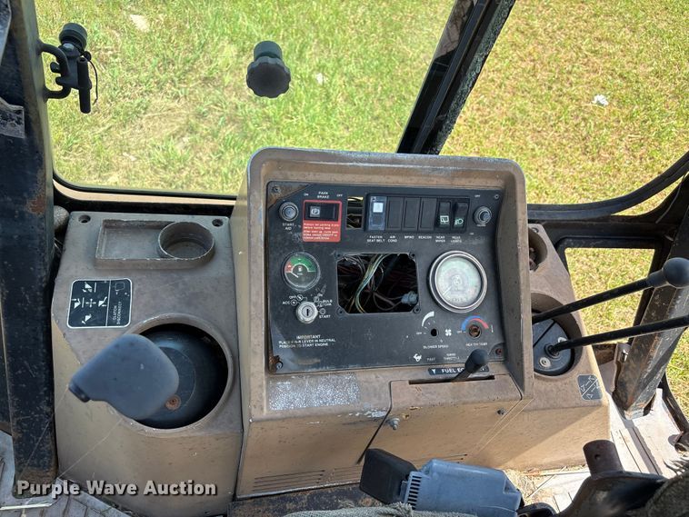 image for item EX0010 1994 John Deere 310D backhoe