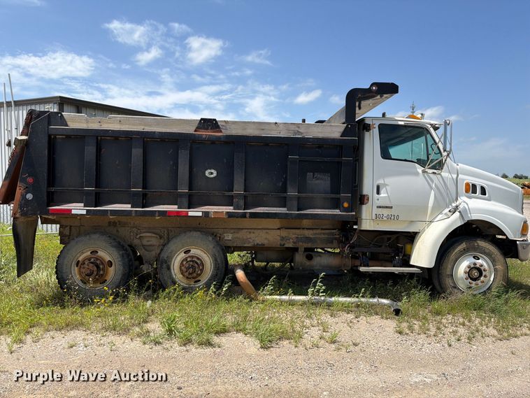 image for item EX2508 2007 Sterling L8500  dump truck