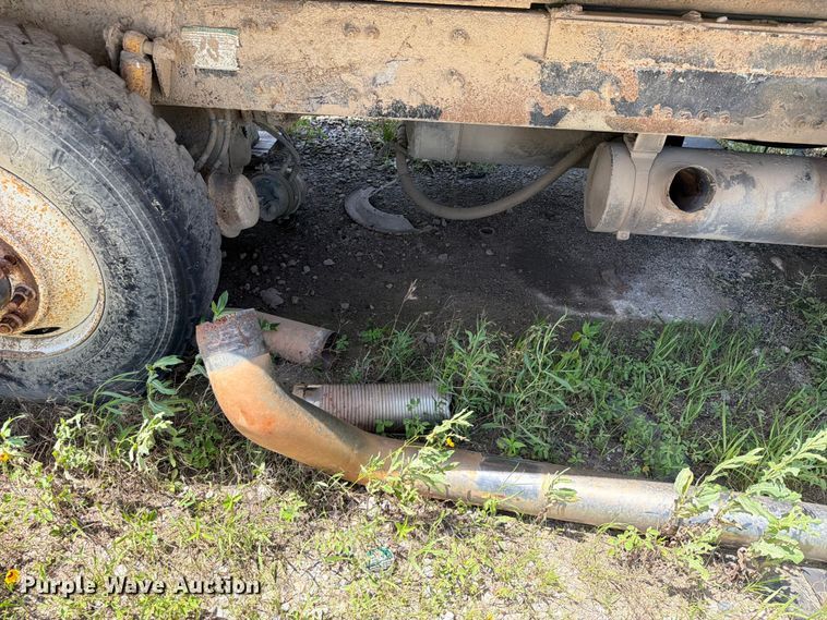 image for item EX2508 2007 Sterling L8500  dump truck