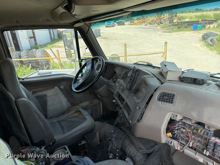 image for item EX2508 2007 Sterling L8500  dump truck