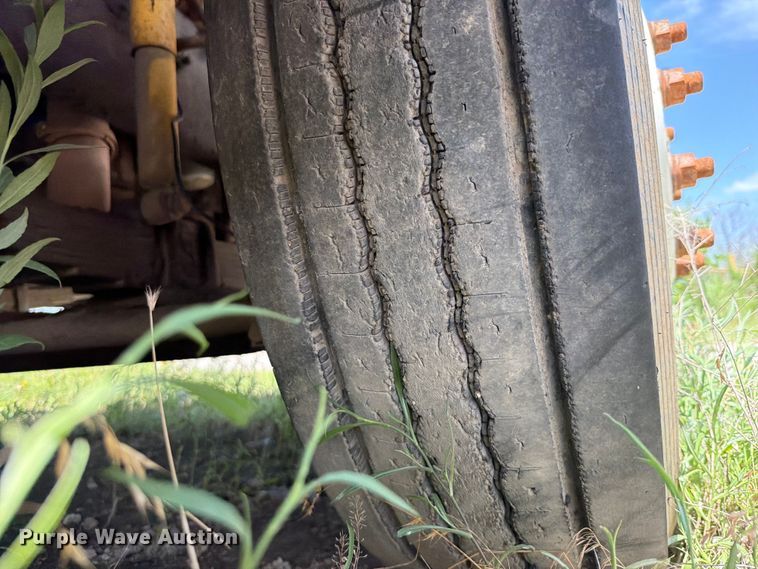 image for item EX2508 2007 Sterling L8500  dump truck