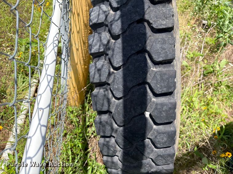 image for item EX2508 2007 Sterling L8500  dump truck