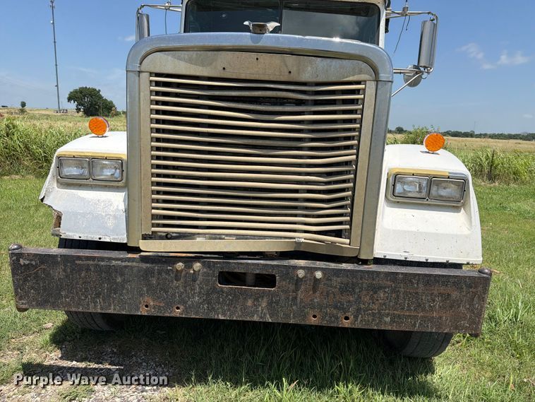 image for item EX2509 1999 Freightliner FLD120 dump truck