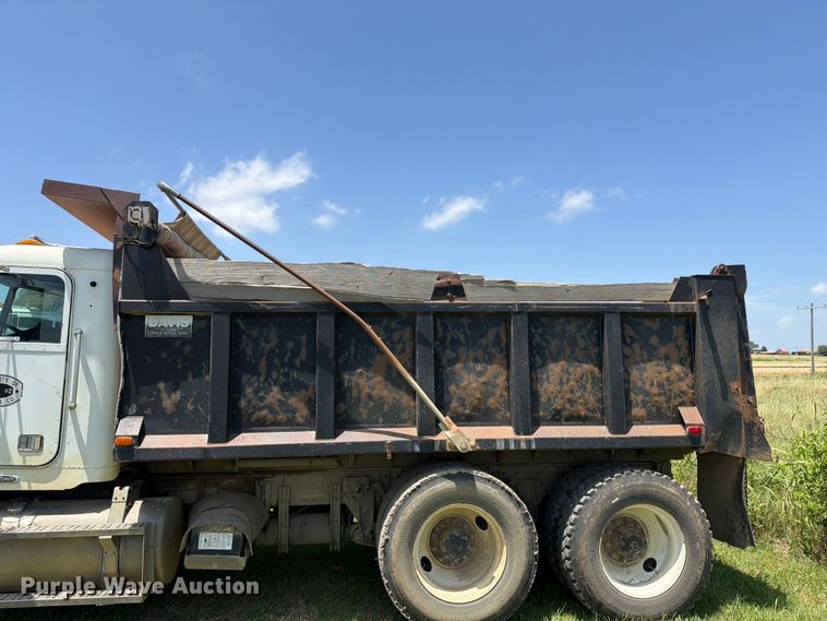 image for item EX2509 1999 Freightliner FLD120 dump truck