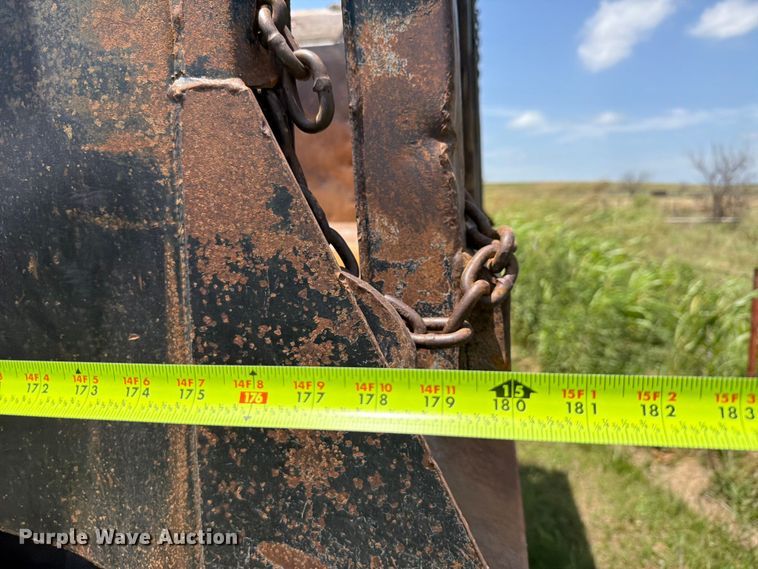 image for item EX2509 1999 Freightliner FLD120 dump truck