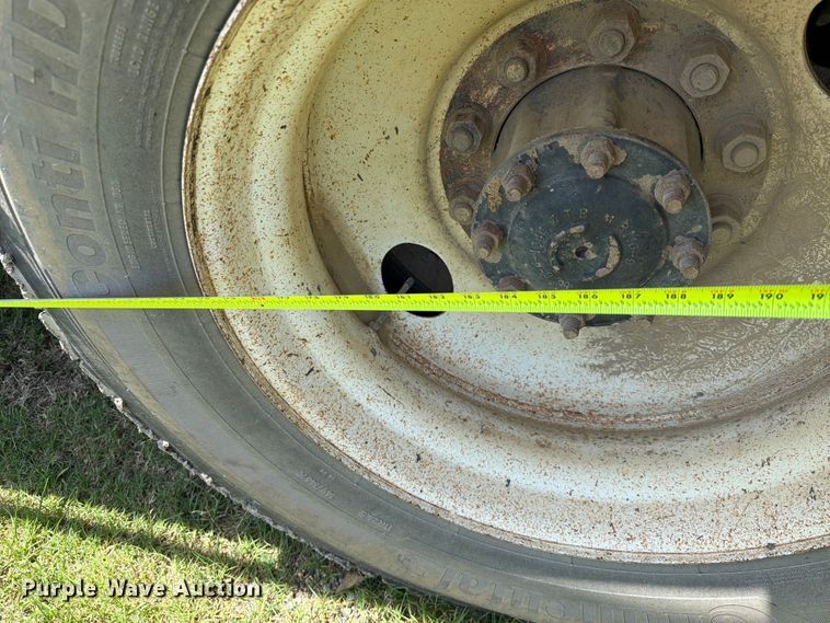 image for item EX2509 1999 Freightliner FLD120 dump truck