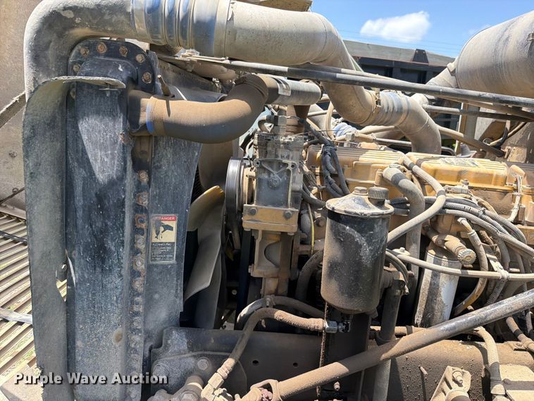 image for item EX2509 1999 Freightliner FLD120 dump truck