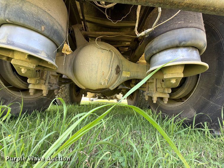 image for item EX2509 1999 Freightliner FLD120 dump truck