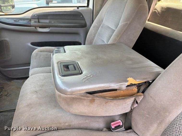 image for item EX2510 2001 Ford F250 Super Duty XL Ext. Cab utility bed pickup truck