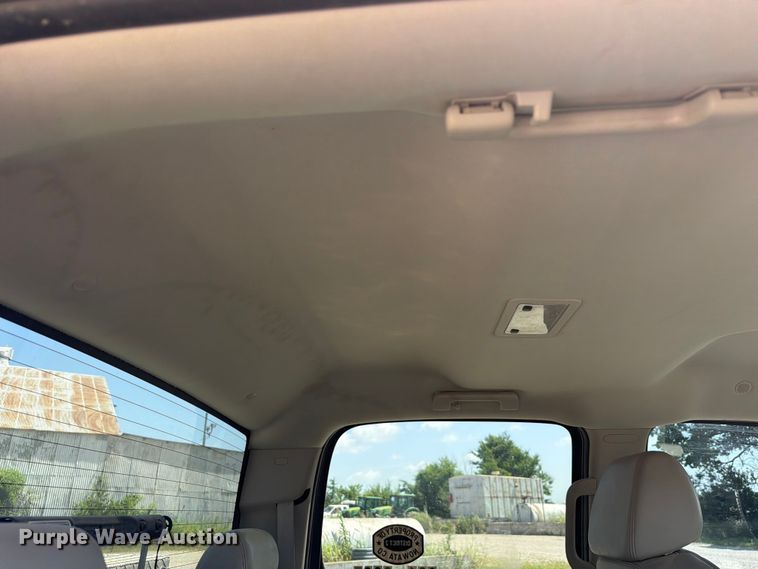 image for item EX2511 2008 Chevrolet Silverado 1500 Crew Cab pickup truck