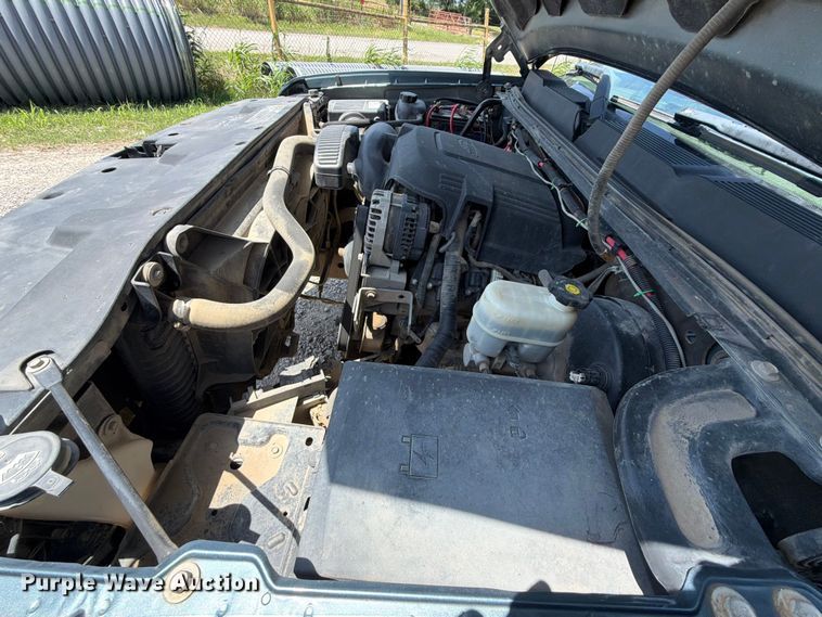 image for item EX2511 2008 Chevrolet Silverado 1500 Crew Cab pickup truck