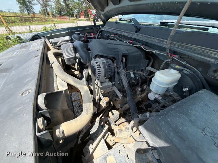 image for item EX2511 2008 Chevrolet Silverado 1500 Crew Cab pickup truck