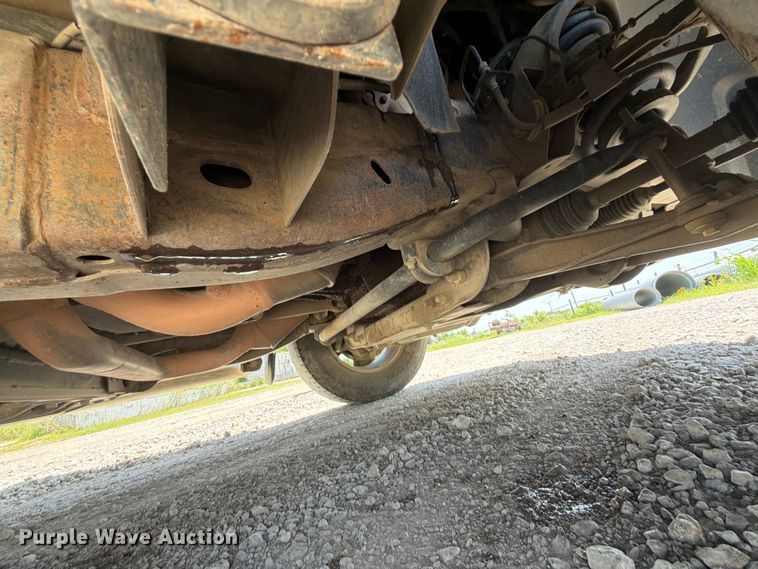 image for item EX2511 2008 Chevrolet Silverado 1500 Crew Cab pickup truck