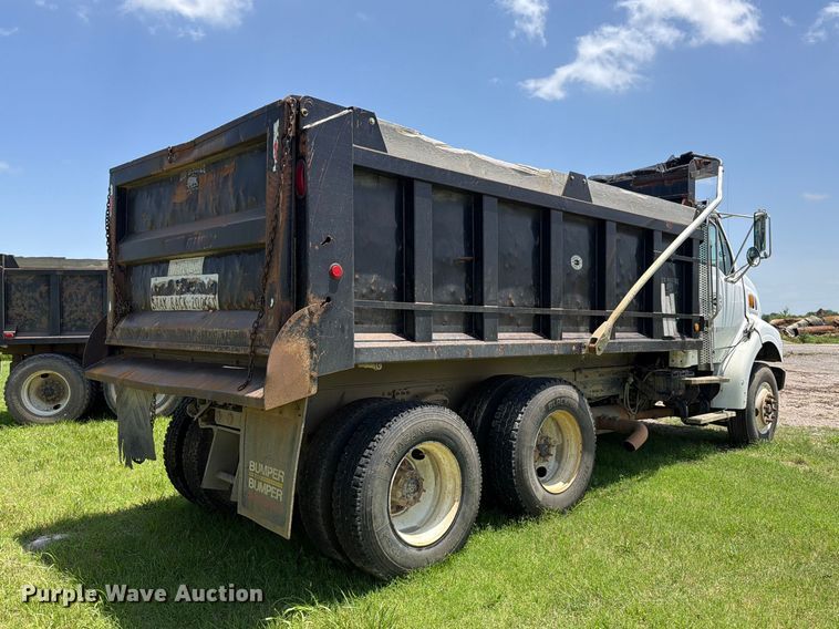 image for item EX2512 2007 Sterling Truck L8500 Dump Truck