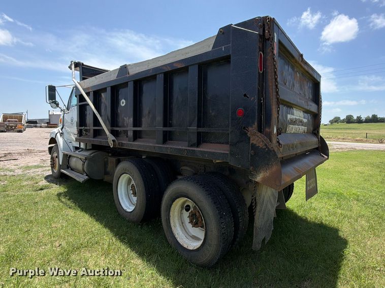 image for item EX2512 2007 Sterling Truck L8500 Dump Truck