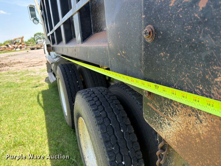 image for item EX2512 2007 Sterling Truck L8500 Dump Truck